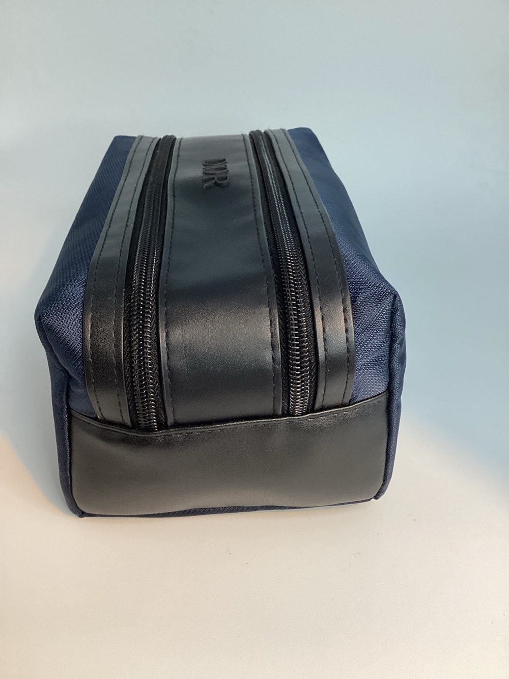 Dior Men’s Navy Blue Nylon Toiletry - Picture 3 of 6